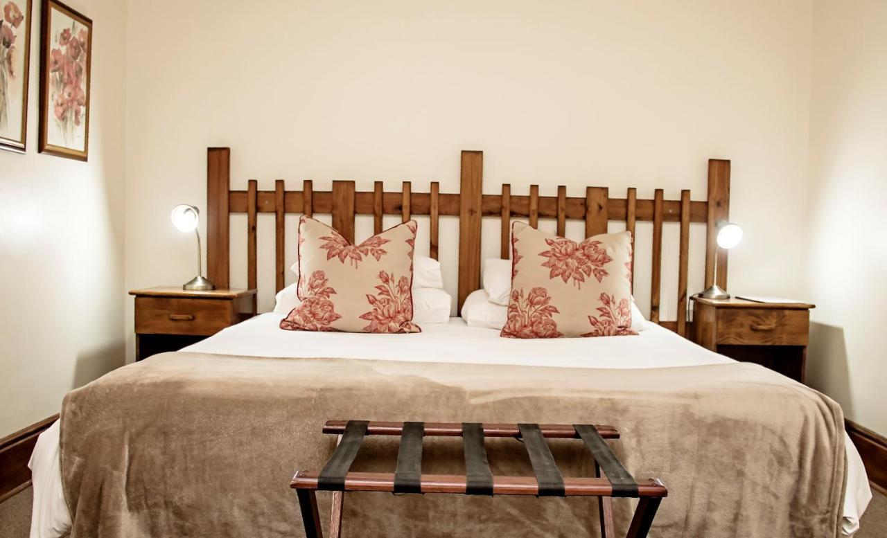 Matoppo Inn Beaufort West Bagian luar foto