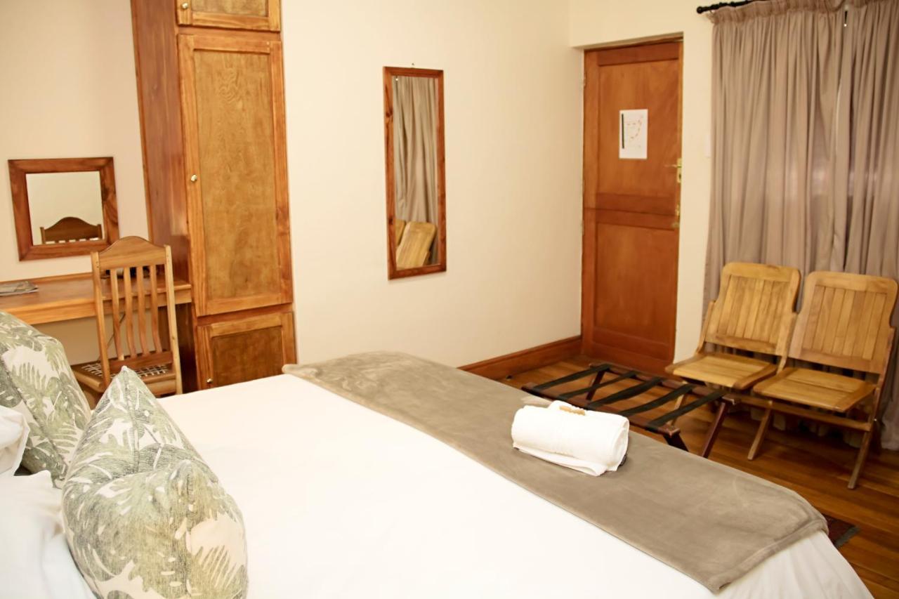 Matoppo Inn Beaufort West Bagian luar foto